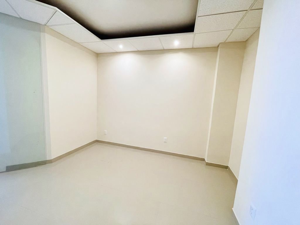 🏢 OFICINA EN RENTA 183 M2 [CERCA DEL ITESO] PANORÁMICA DEL TESORO