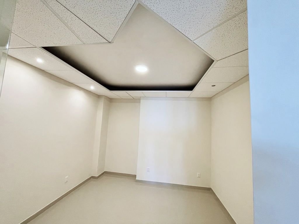 🏢 OFICINA EN RENTA 183 M2 [CERCA DEL ITESO] PANORÁMICA DEL TESORO