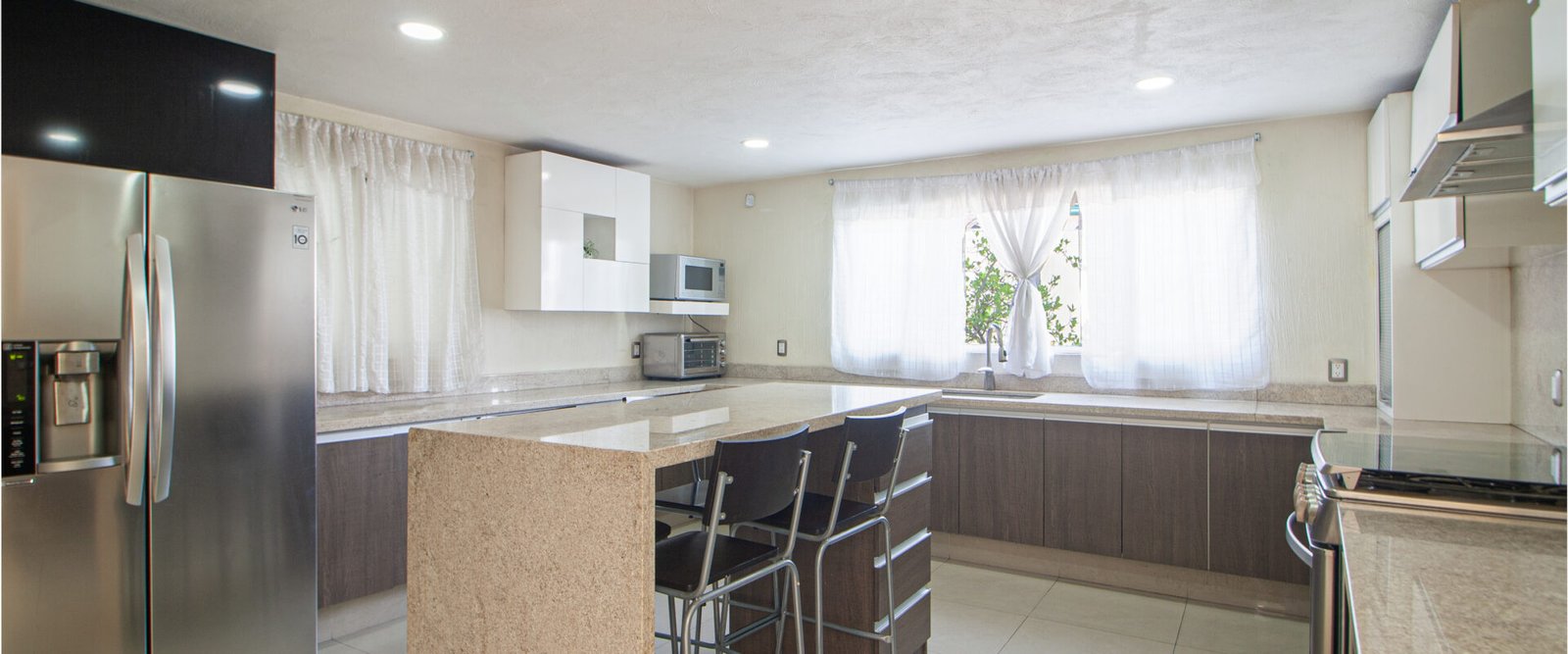 Residencia de Lujo en Venta en Club de Golf Atlas – ¡Vive como de Vacaciones Todos los Días!